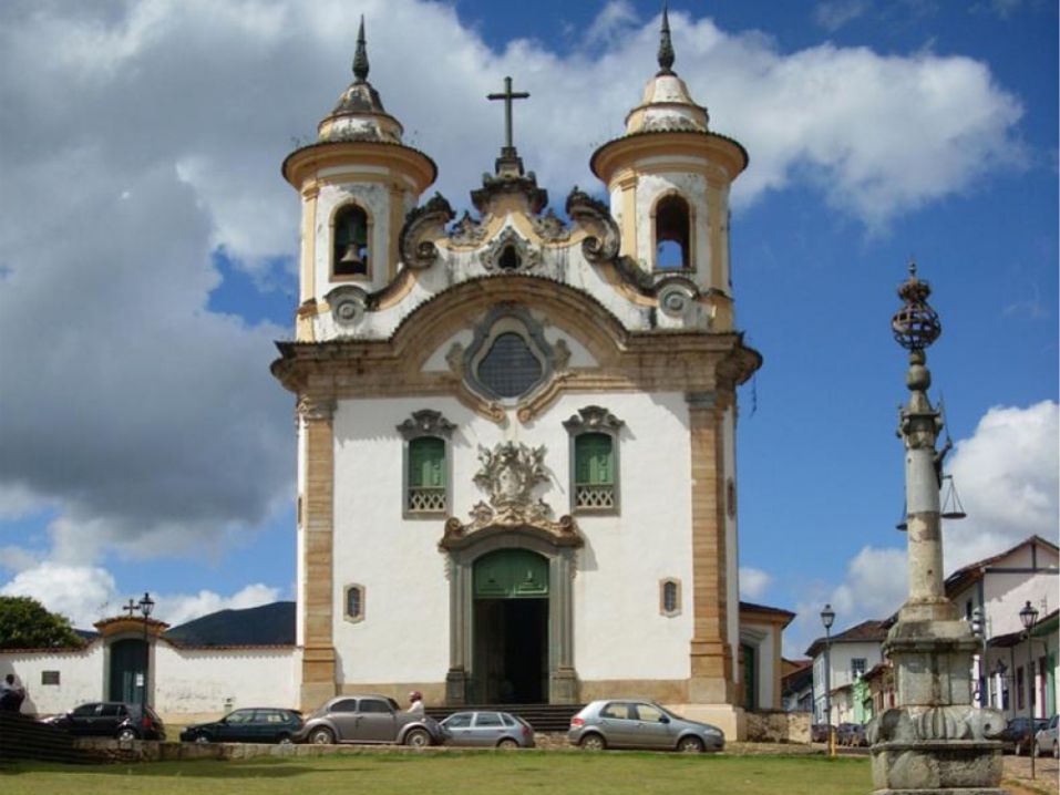 Santuário de Nossa Senhora do Carmo site